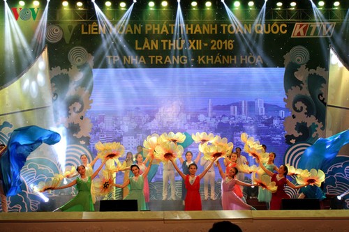 Во Вьетнаме завершился 12-й радиофестиваль 2016  - ảnh 1